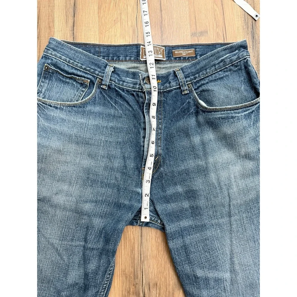 Levis levi 559